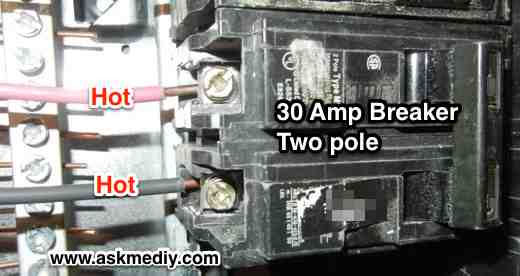30 amp breaker 626274576