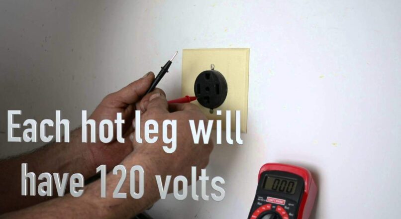 How to Check for Power at a 120 and 220 Volt Outlets