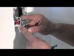 How to replace a light switch